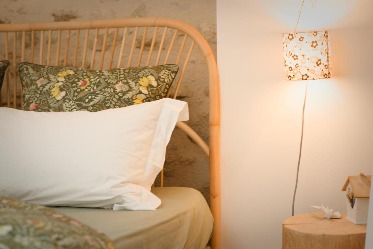 Bed and Breakfast La Belle Lurette Бресюир Экстерьер фото